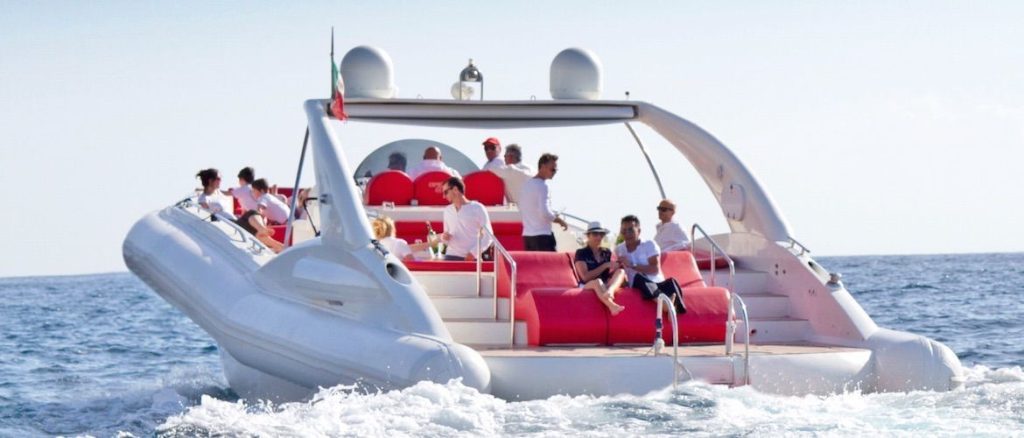 Charter de barcos y Alquiler para grupos, eventos corporativos y despedidas de soltero